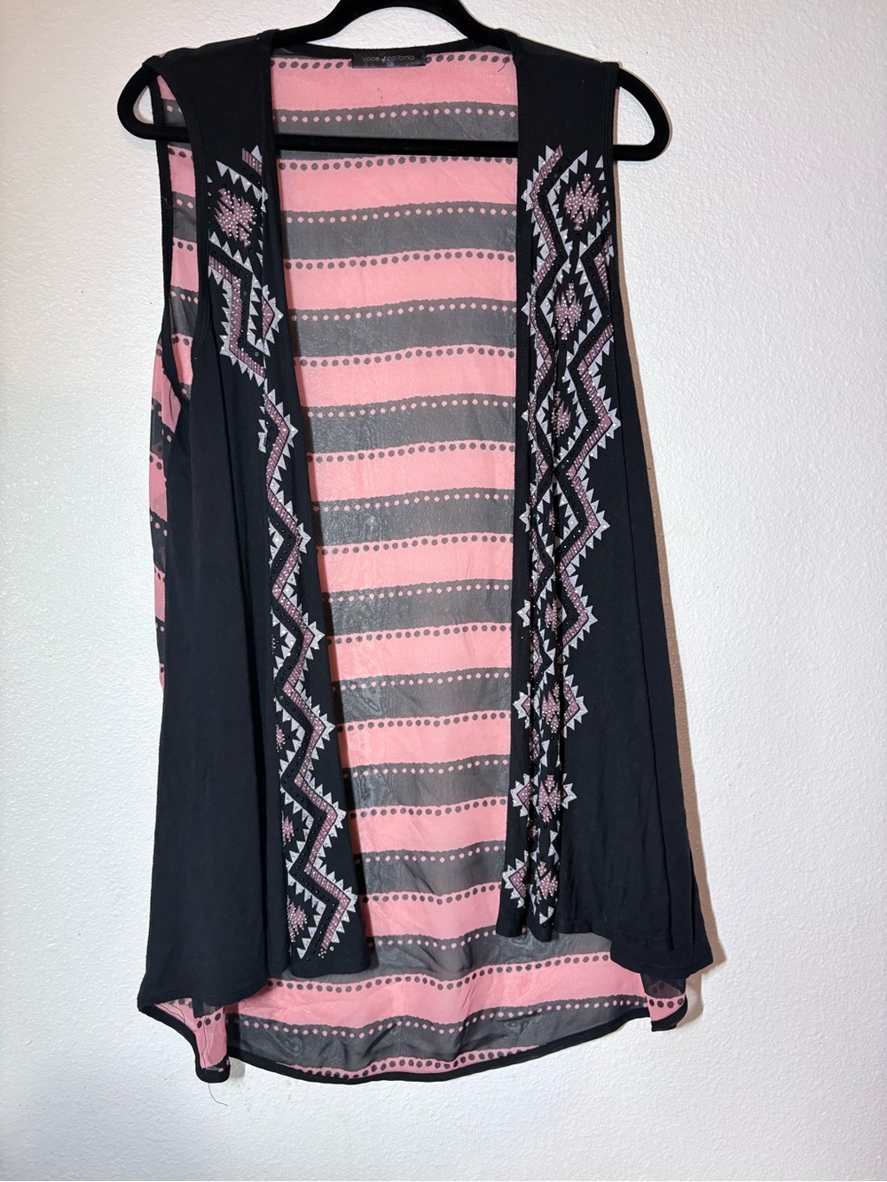 Sleeveless Pink & Black Patterned Open-Front Vest